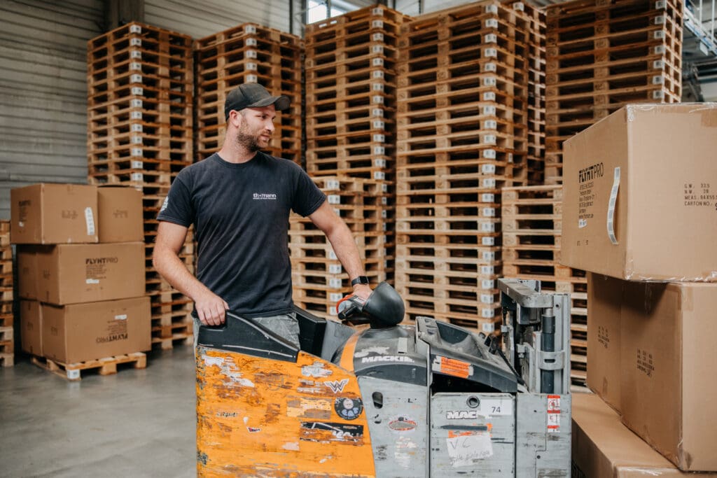 Splat Job Job Openings in Logistics at Thomann